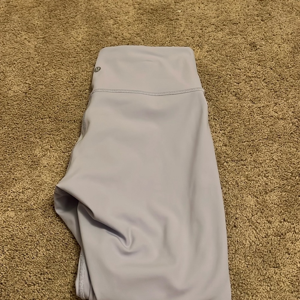 Lululemon leggings, pastel purple. Size 8. In great condition. Never worn.